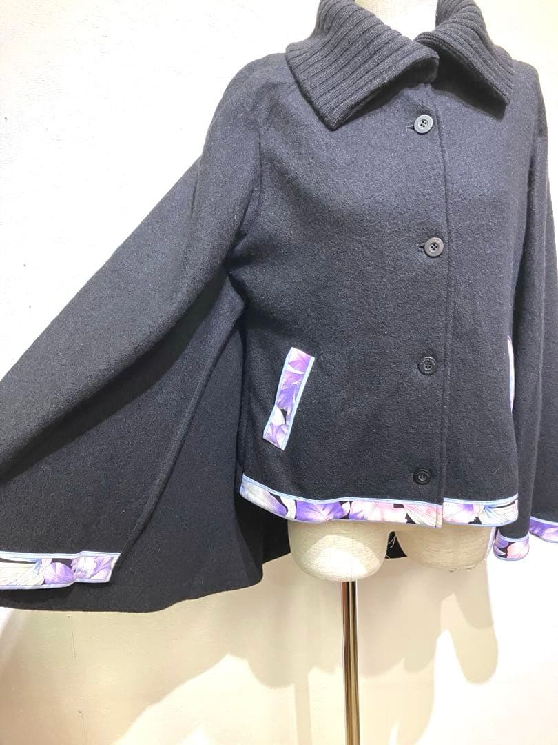 ⭐︎美品⭐︎LEONARD 近年　美しい花柄　ポンチョ　ケープコート40