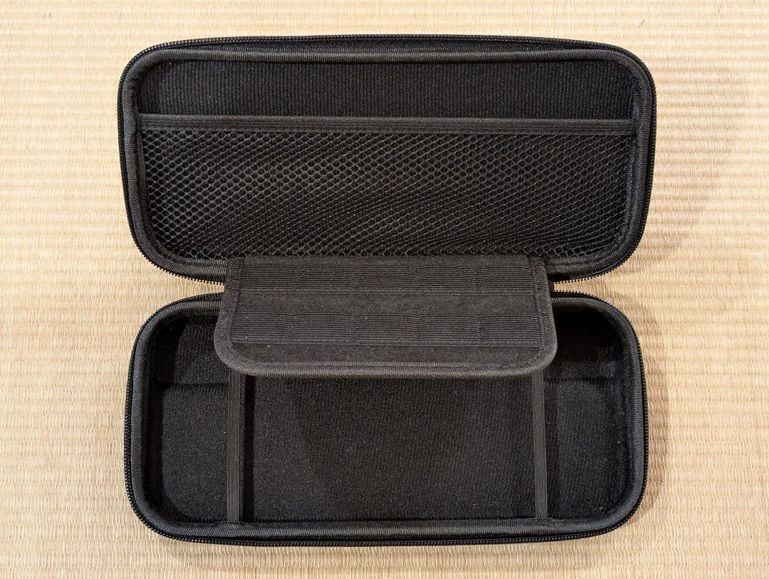 【超美品】Nintendo Switch ＋ キャリングケース