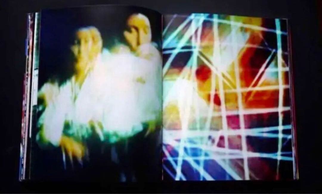 新品未開封‼️ 絶版‼️ サイン入り‼️ Gareth McConnell 写真集