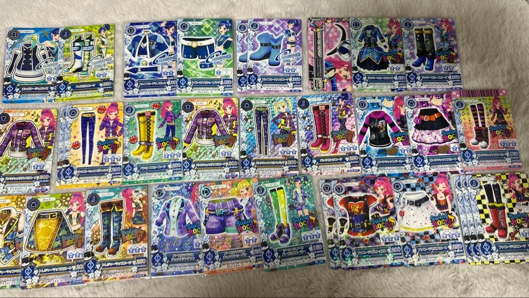 【金曜日まで限定値下げ早い者勝ち‼️】アイカツカード　初期　まとめ売り⭐︎