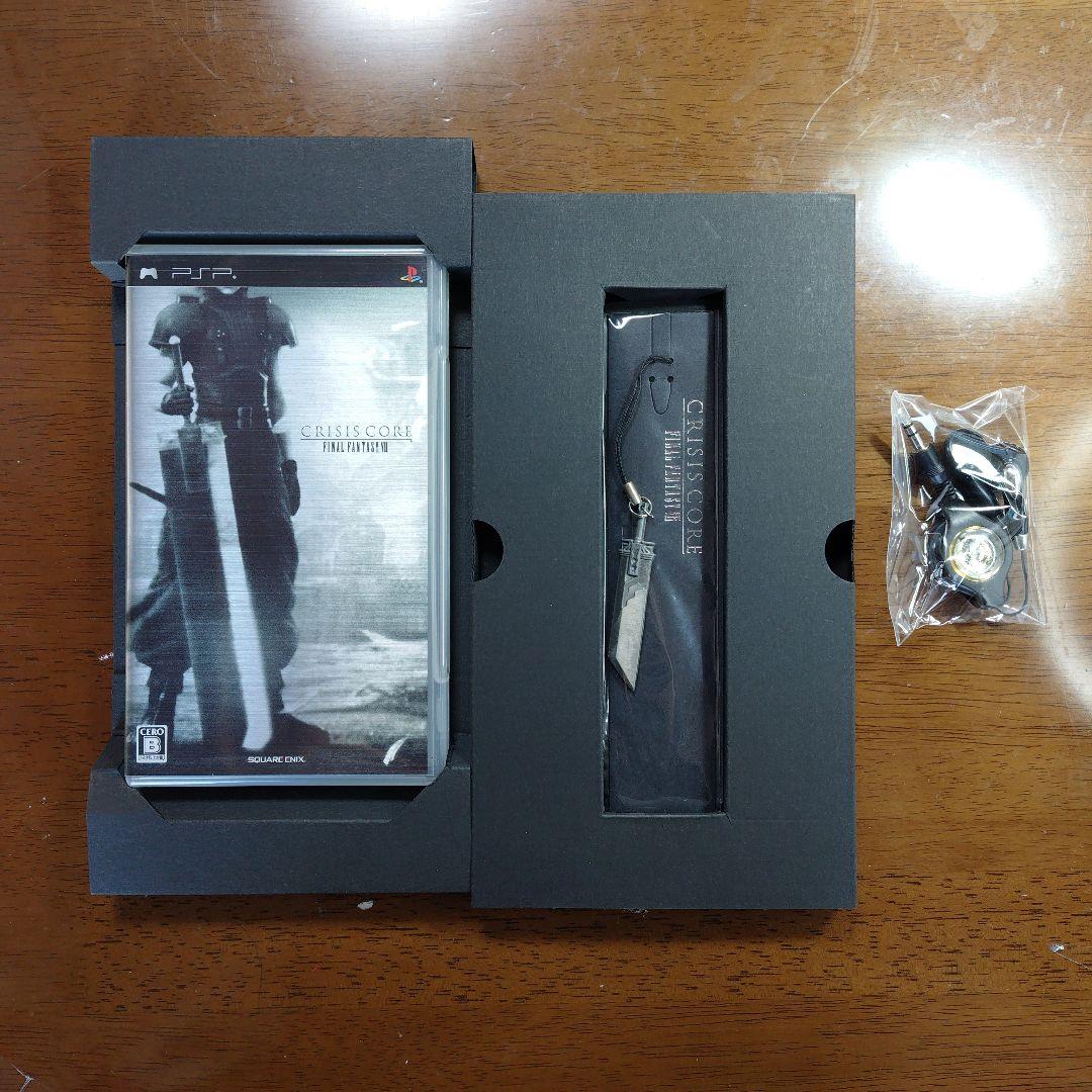【極美品】PSP2000本体クライシスコアFF7モデル