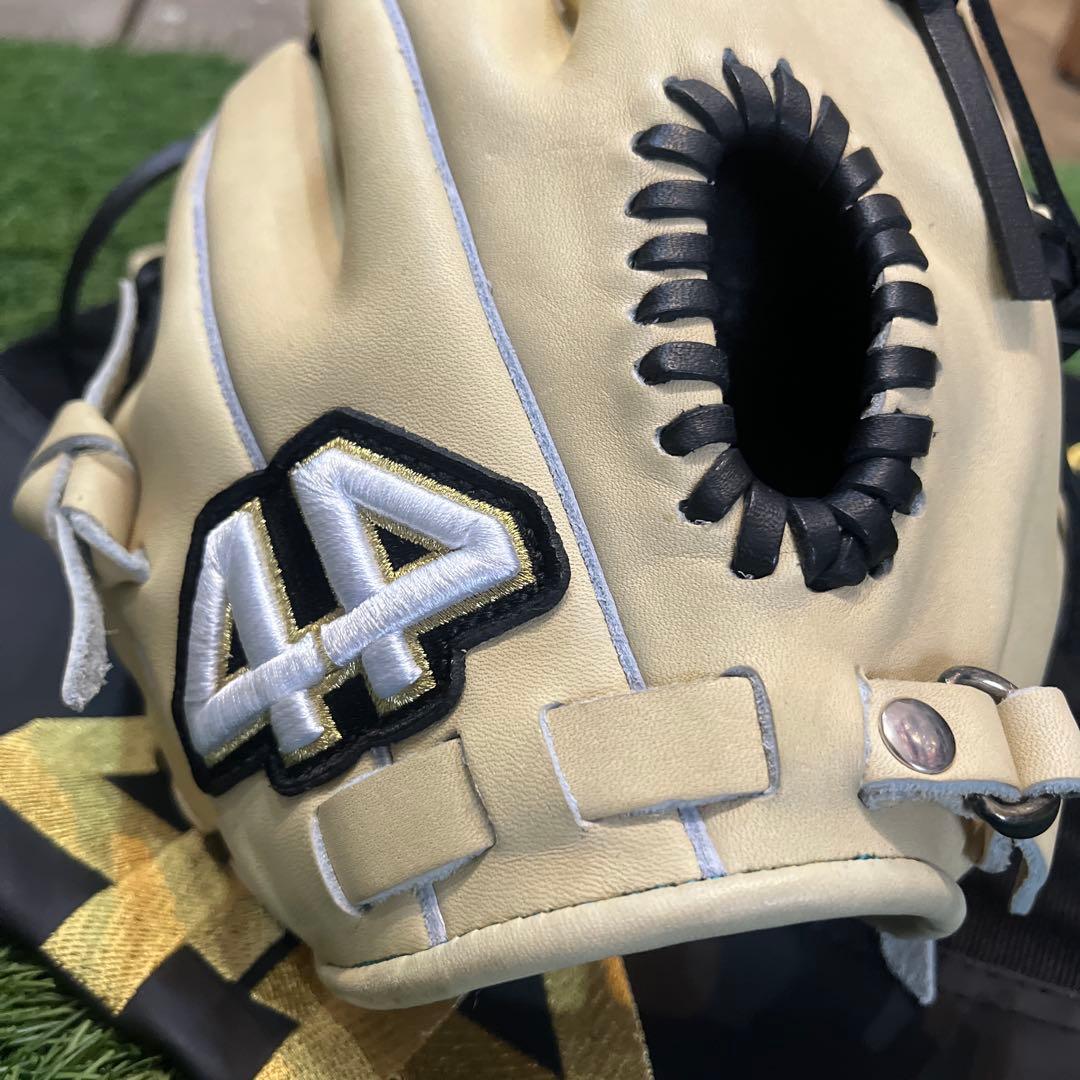 【44】フォーティーフォー オーダーグローブ　PRO44硬式、軟式兼用　外野手用