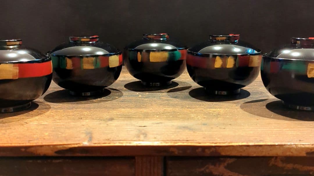 京都美術　漆芸作家　作家もの　山中漆器　草花絵変わり　雑煮椀　吸物椀　黒　5客揃