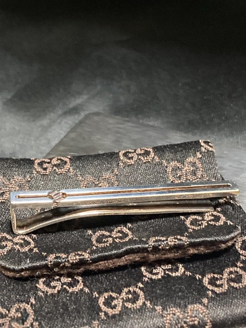 グッチ インフィニティ ノット ネクタイピン シルバー 925