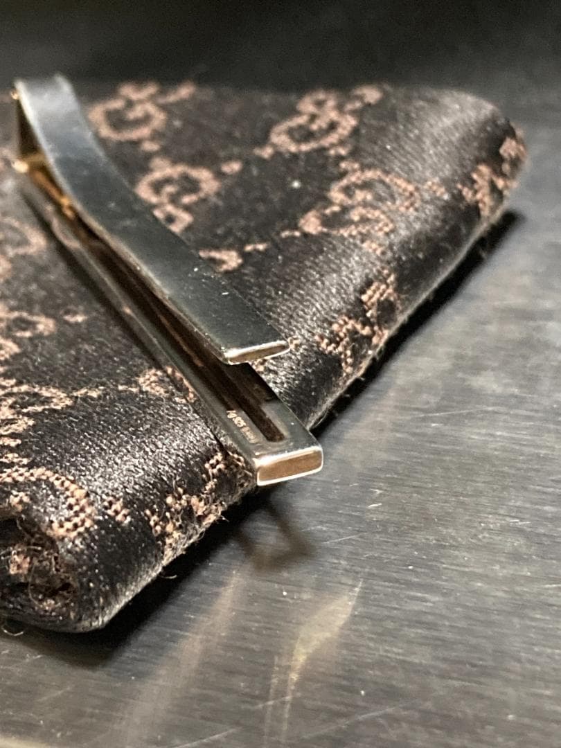 グッチ インフィニティ ノット ネクタイピン シルバー 925