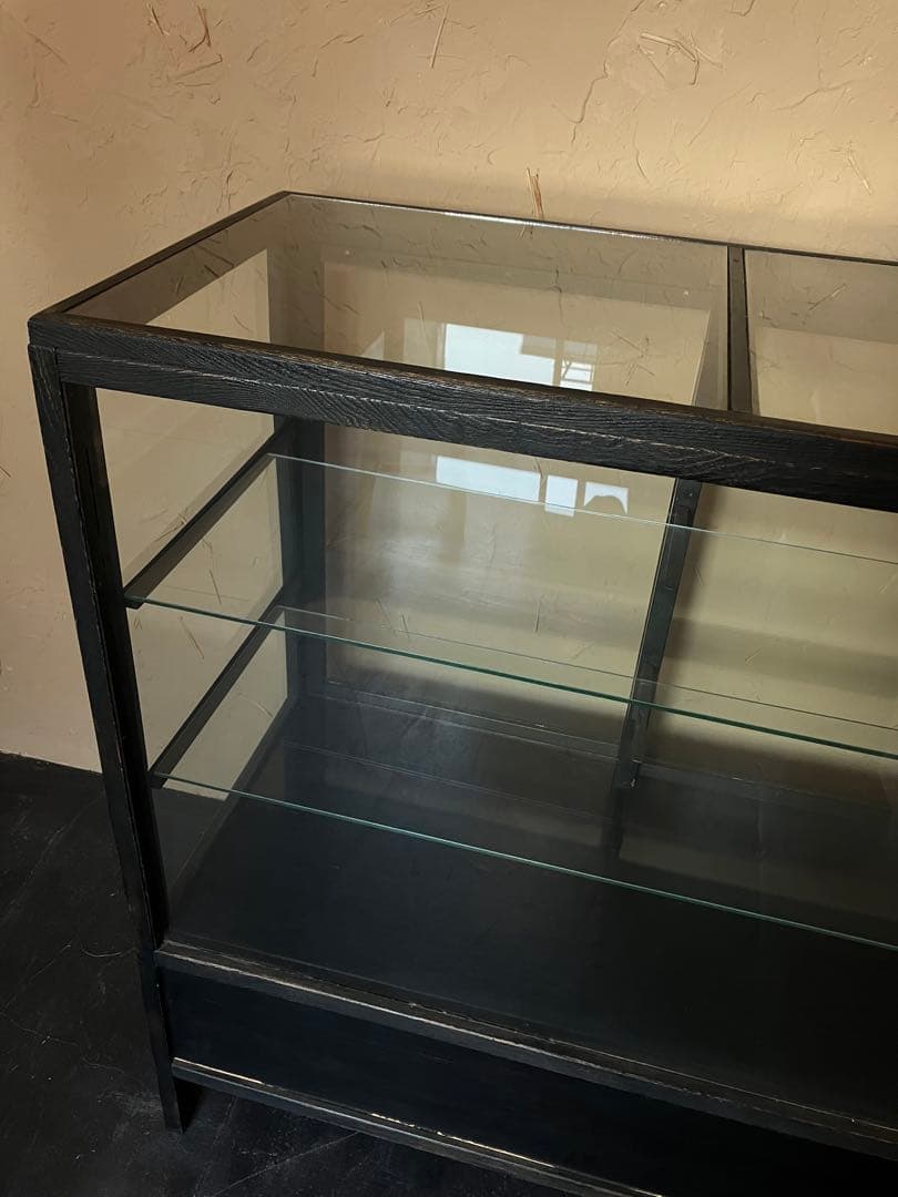 ショーケース 棚 ゆらゆらガラス　木製　古家具　アンティーク