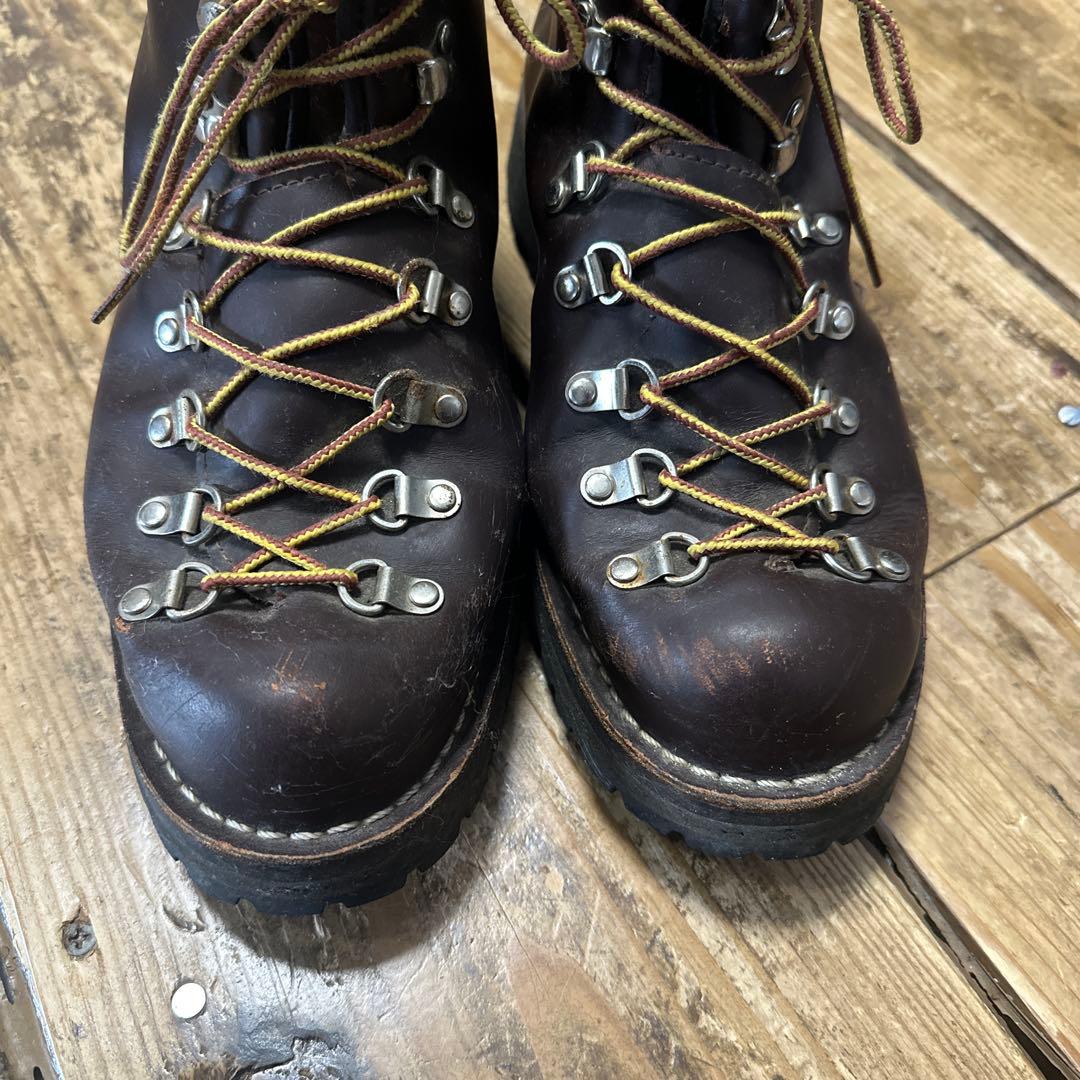 ダナー　ブーツ　マウンテンライト