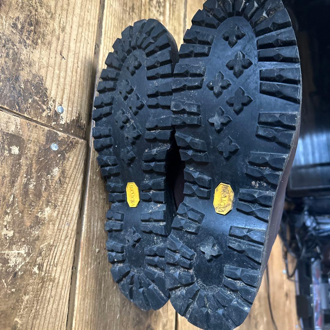 ダナー　ブーツ　マウンテンライト