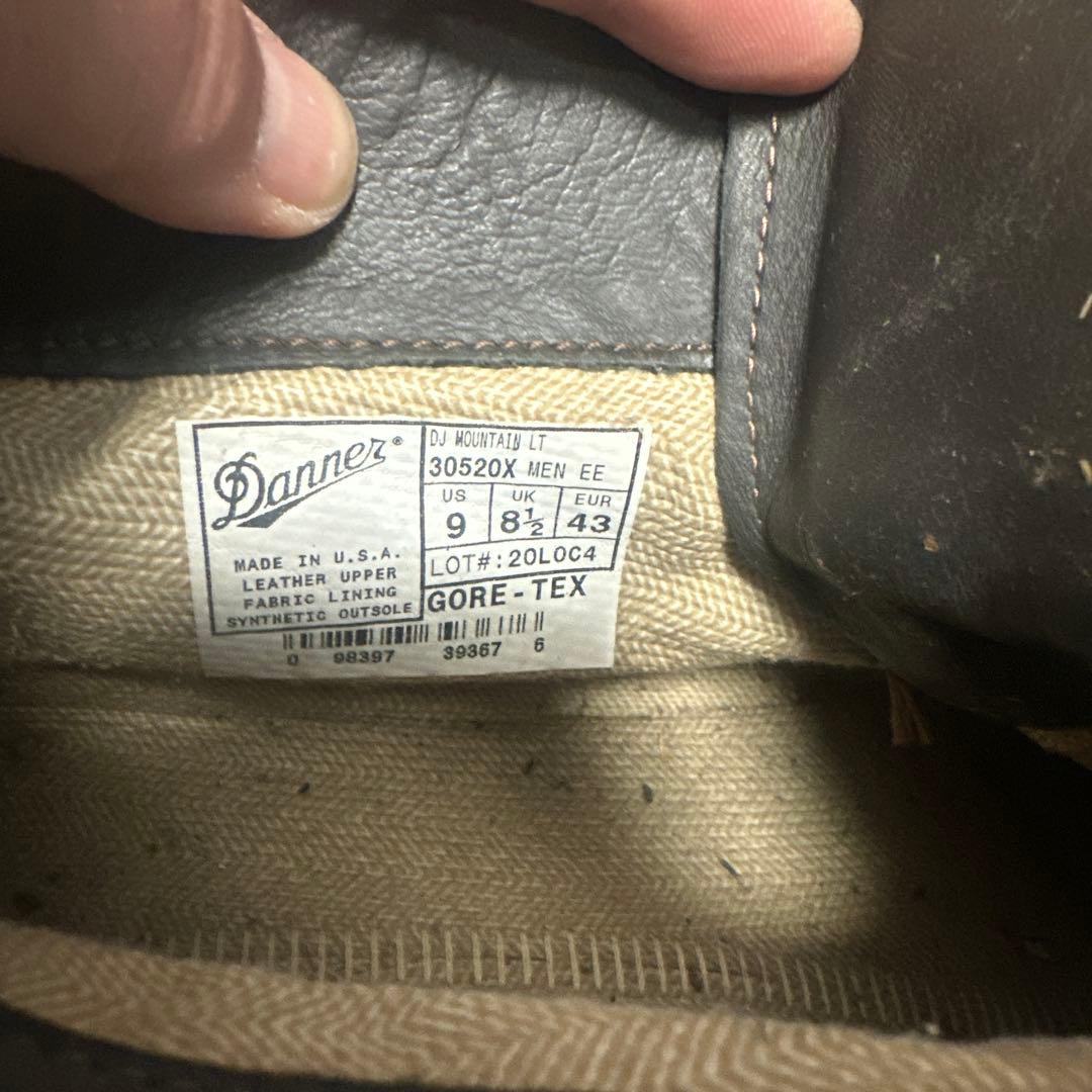 ダナー　ブーツ　マウンテンライト