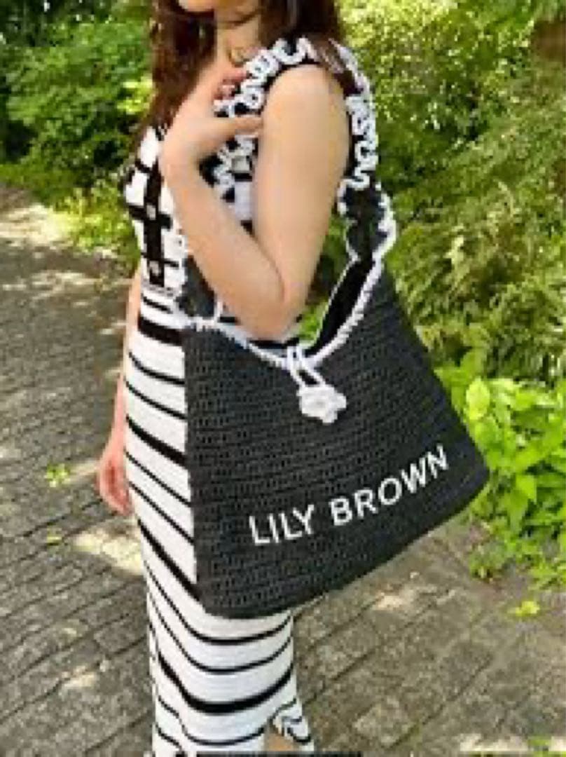 【完売レア】リリーブラウン　MARY QUANT ペーパーラウンドフリルバッグ