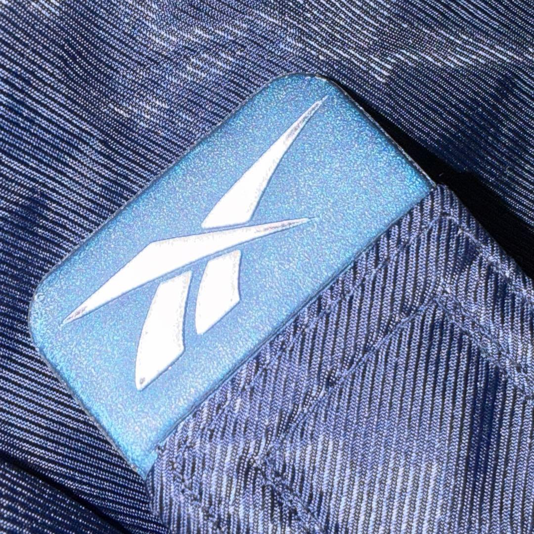 書*記様 超激レア　リバプール　リーボック　ナイロンジャケット