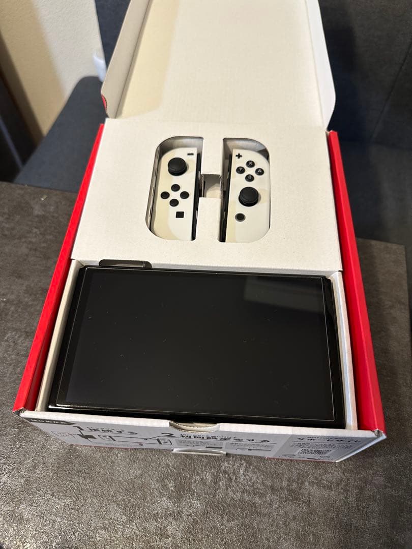 ニンテンドーSwitch 有機el 本体　ピクミン4 プロコントローラ