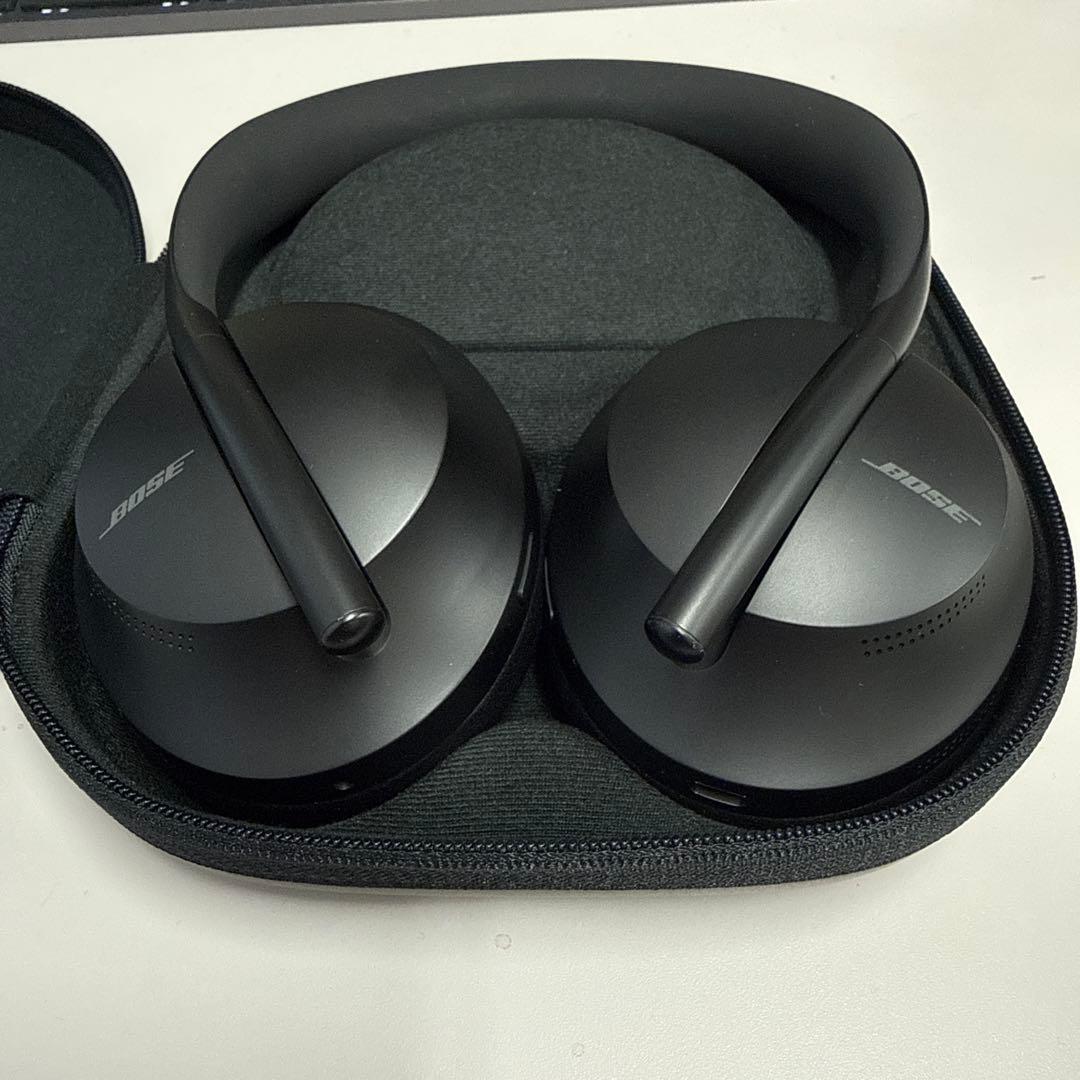 Bose ワイヤレスヘッドホン ブラック　NC700