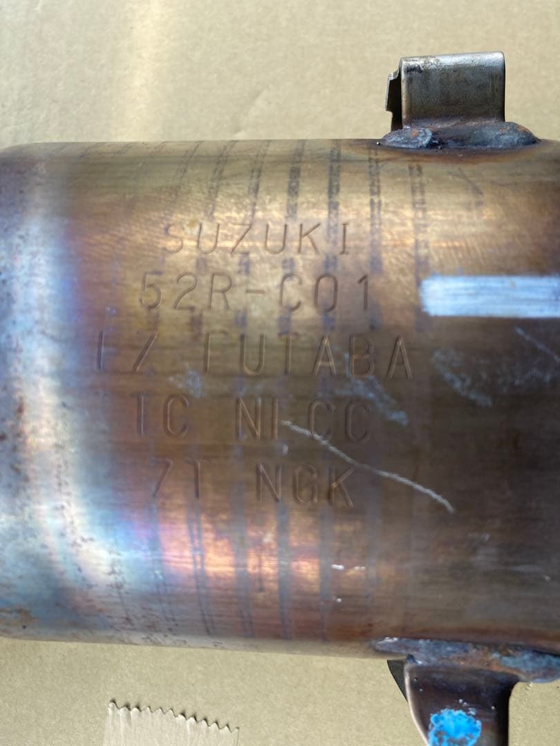 スズキソリオの触媒コンバータ