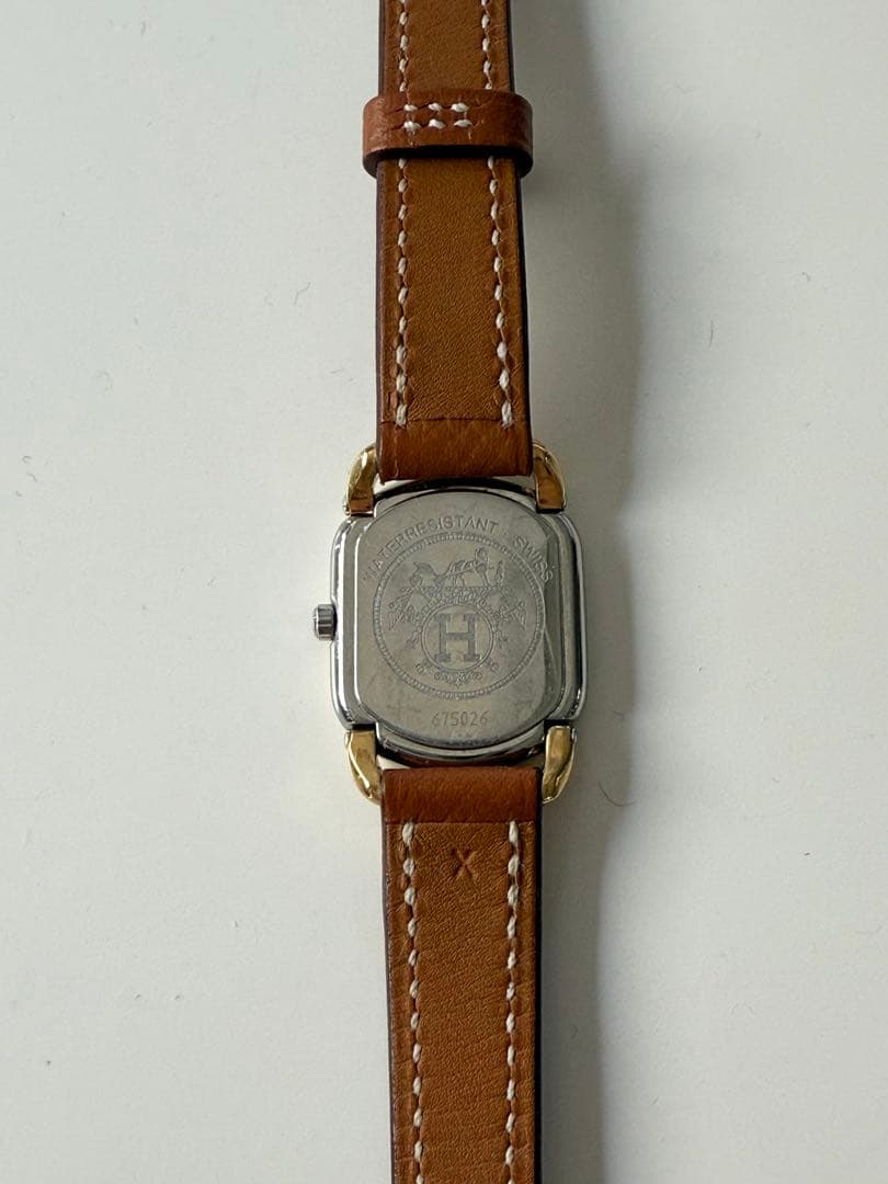 限定価格 HERMÈS ラリー スクエア クォーツ レディース