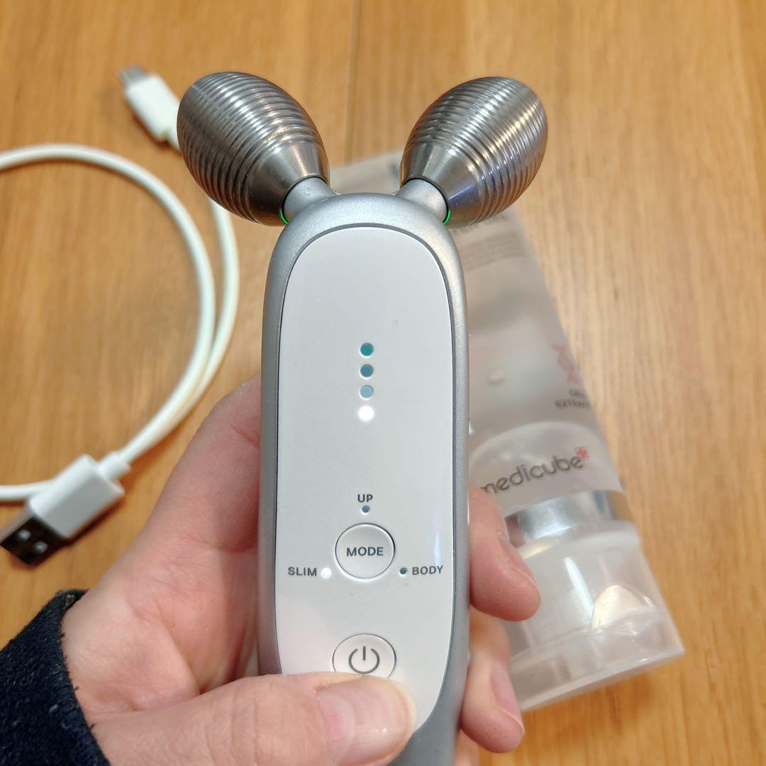 美品　2回のみ使用　メディキューブ　エイジアル　ダマ　EMSショット　セット