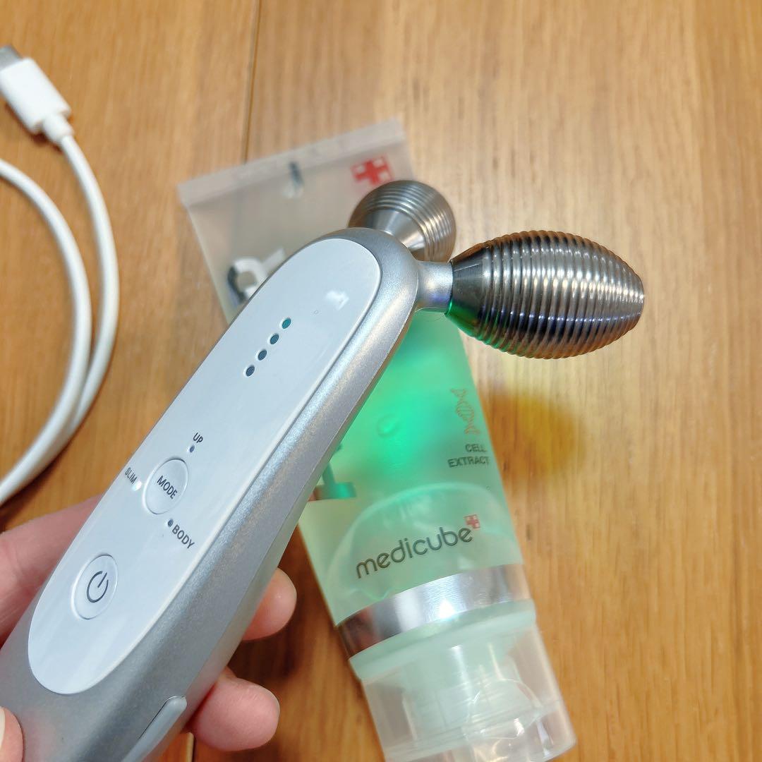 美品　2回のみ使用　メディキューブ　エイジアル　ダマ　EMSショット　セット