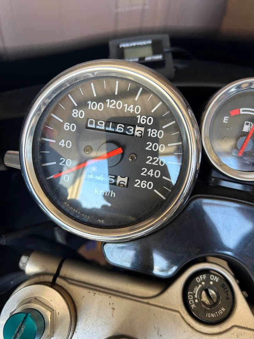 GSF1200S GV75B 純正リアショック O/H済み ハイパープロサス付き