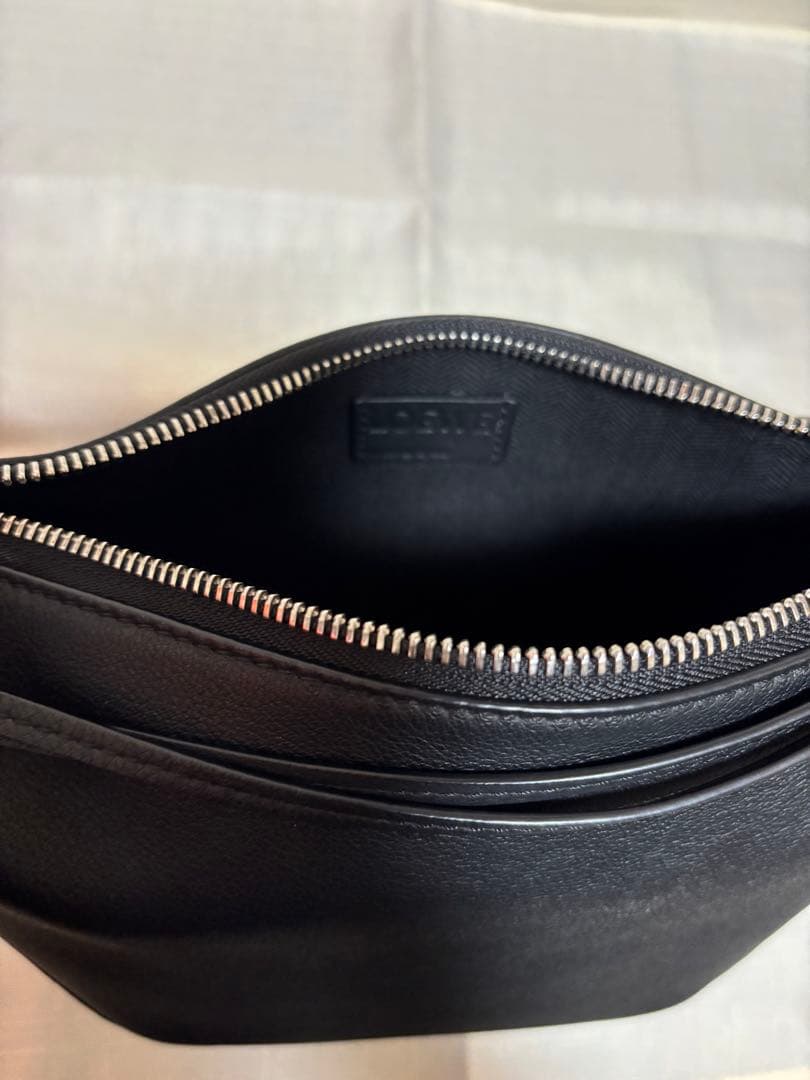 LOEWE ハンモック ホーボーバッグ ミニ ブラック