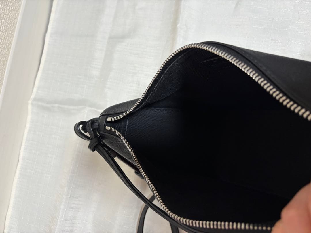 LOEWE ハンモック ホーボーバッグ ミニ ブラック