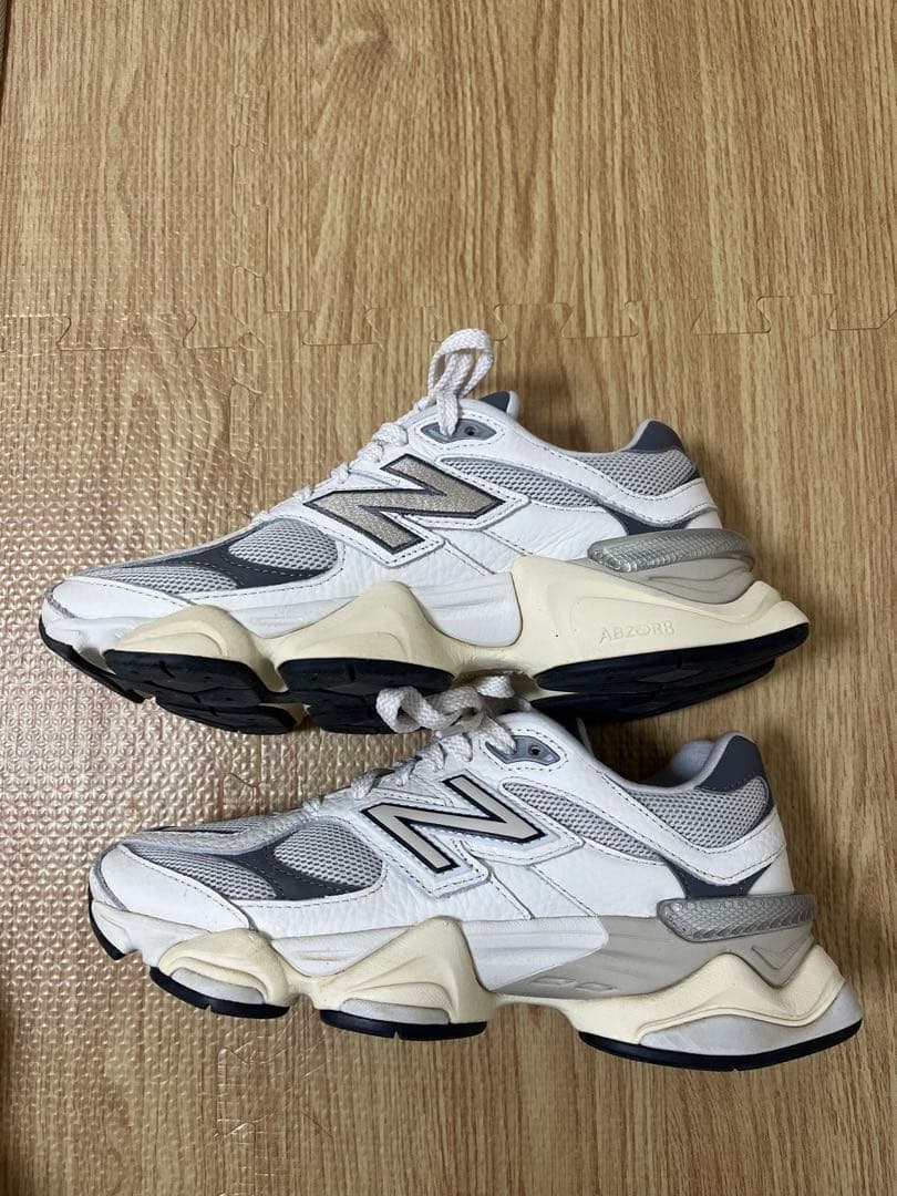 ニューバランス 9060 23.0