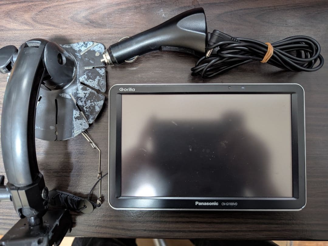 パナソニック　GORILLA CN-G1100VD　ポータブルナビ　走行中操作可
