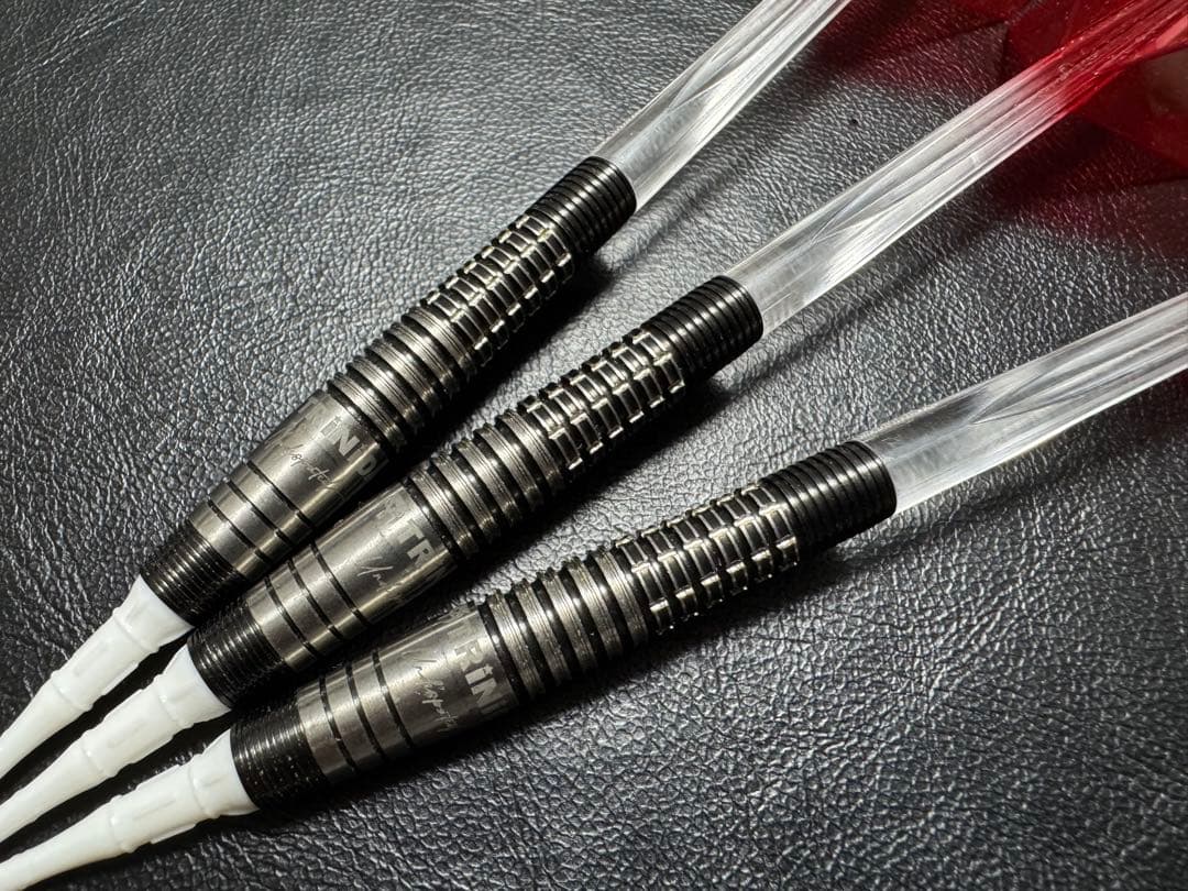 激レア トリニダード ロメロ タイプ1 岩田夏海モデル エスダーツ限定モデル