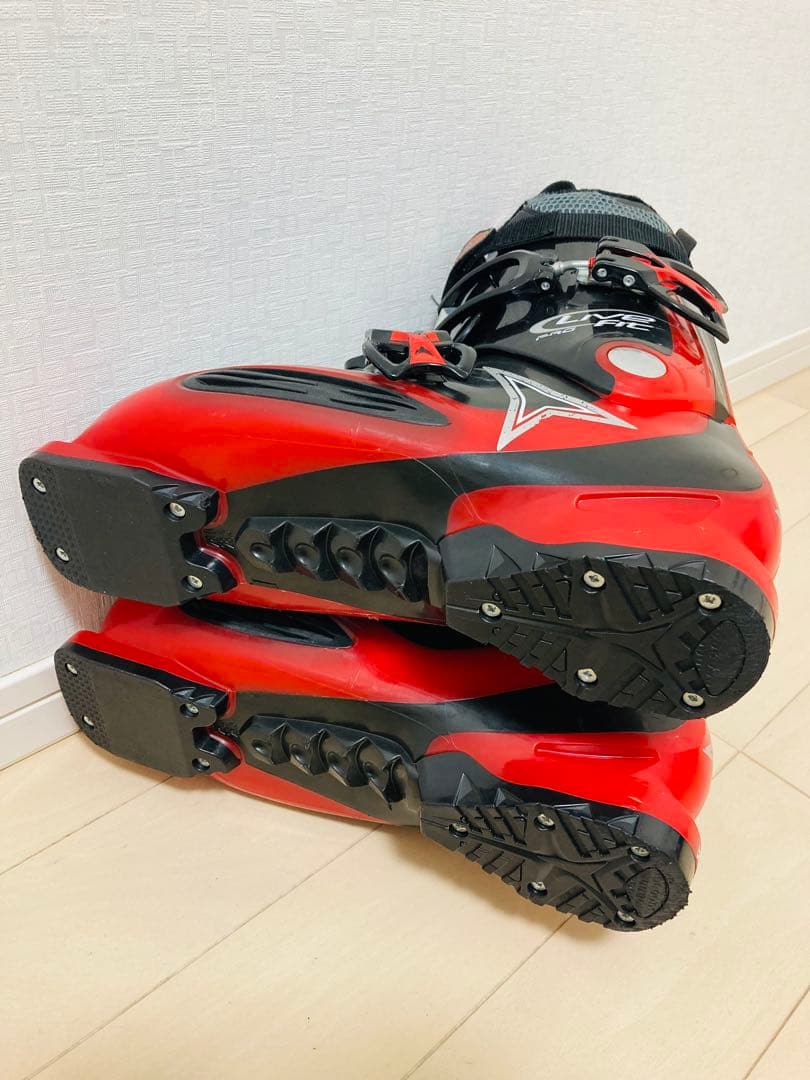 アトミック　スキーブーツ　ATOMIC 28.0cm LIVE FIT PRO
