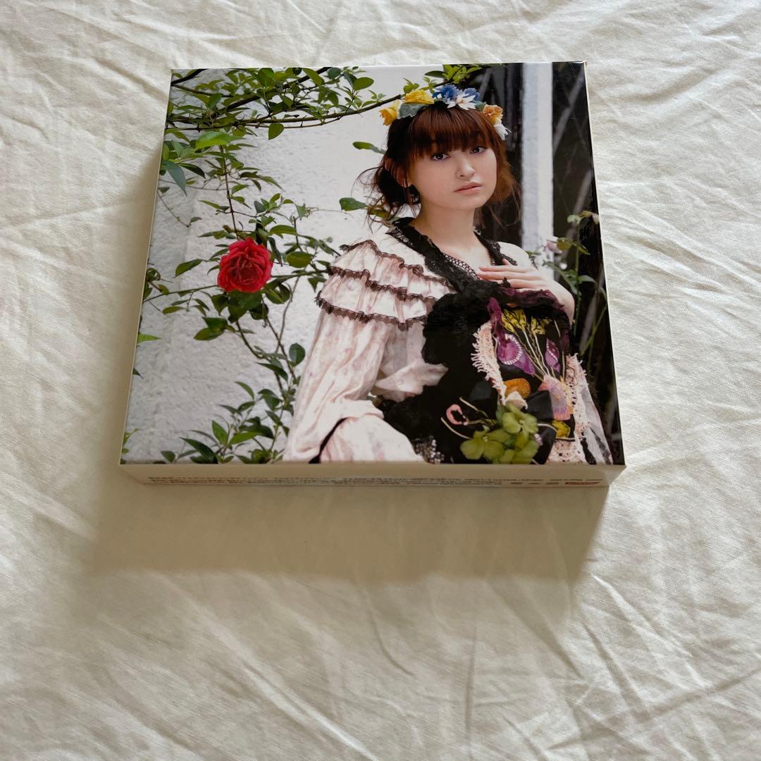 田村ゆかり　CD29枚　DVD3枚　写真集　雑誌　ポスター　ほか　まとめ売り