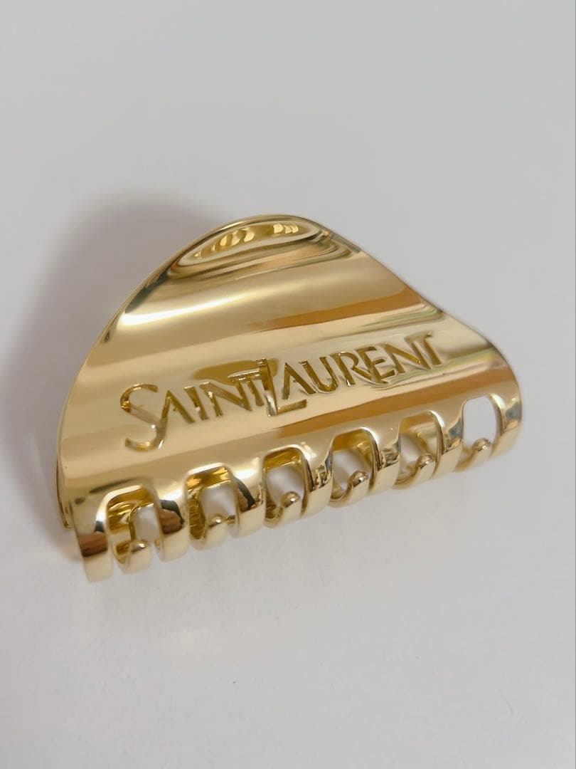 サンローランSAINT LAURENT ヘアークリップ　髪留め　未使用品