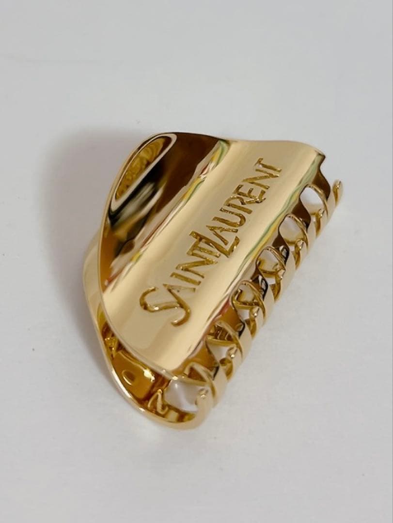 サンローランSAINT LAURENT ヘアークリップ　髪留め　未使用品