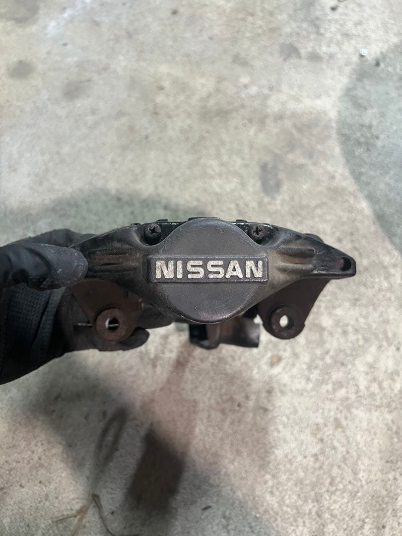 R32 ブレーキキャリパー　フロント、リア