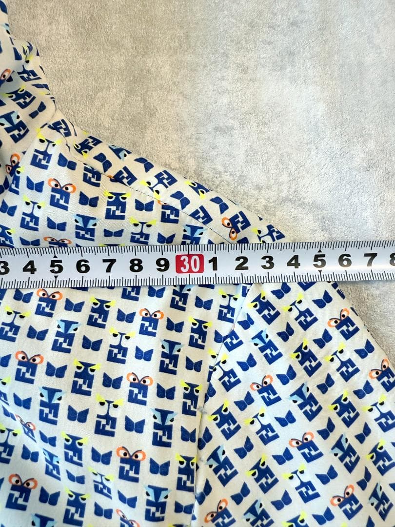 フェンディ キッズ　総ロゴ柄　モンスター パーカー フルジップ フーディー 8A