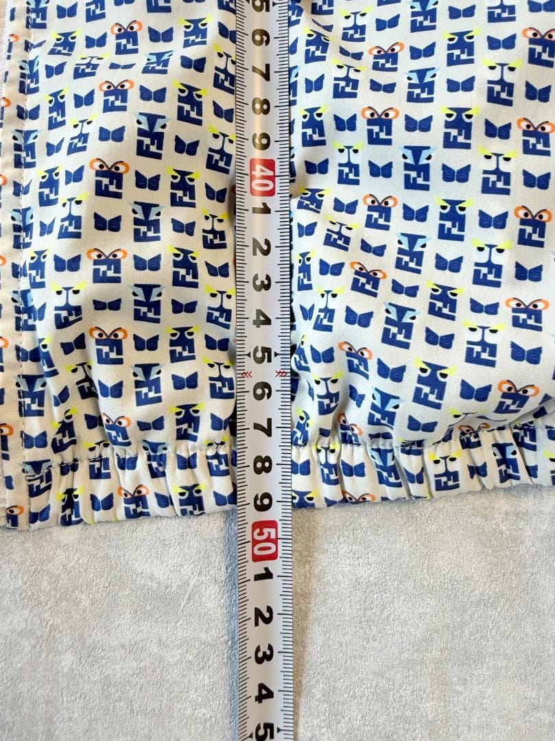 フェンディ キッズ　総ロゴ柄　モンスター パーカー フルジップ フーディー 8A