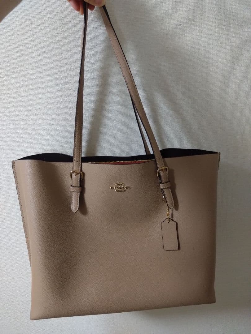 J*e様 COACH ベージュ トートバッグ