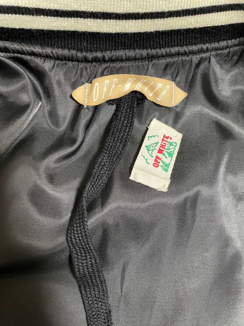 OFF-WHITE ブルゾン　スタジャン 黒