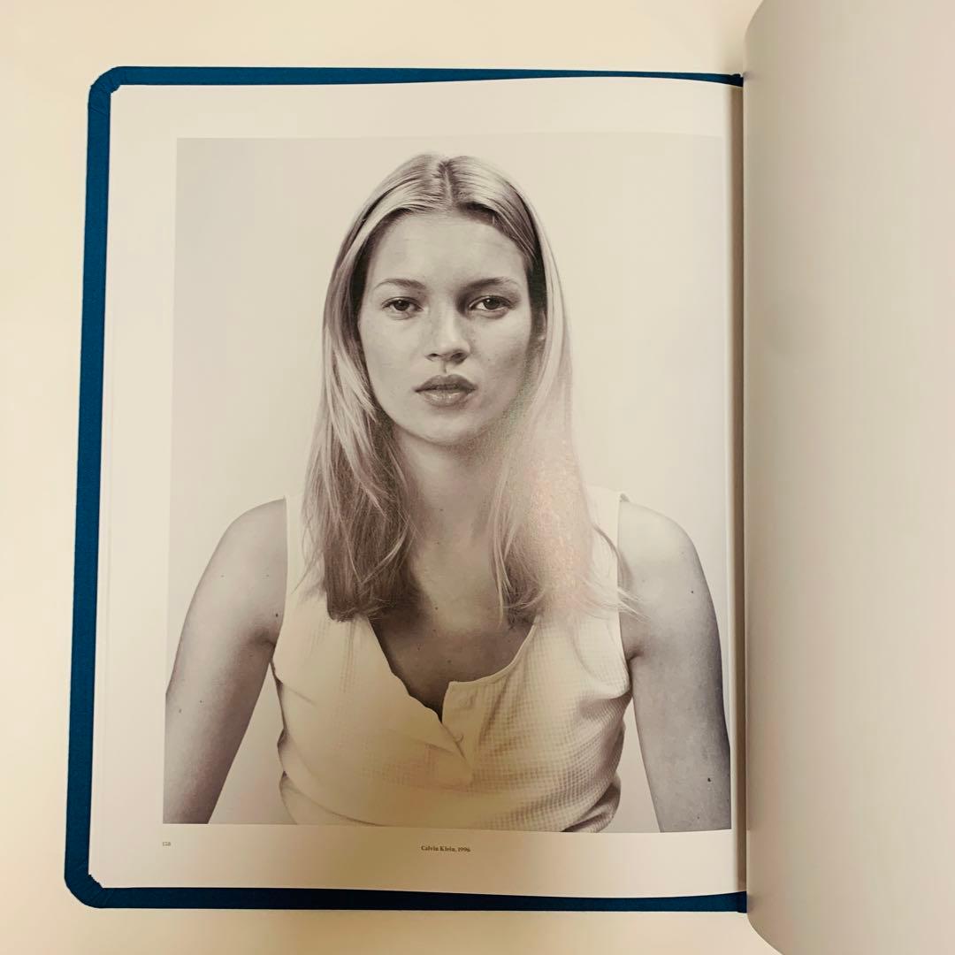 アート・デザイン・音楽 Amber, Guinevere, and Kate