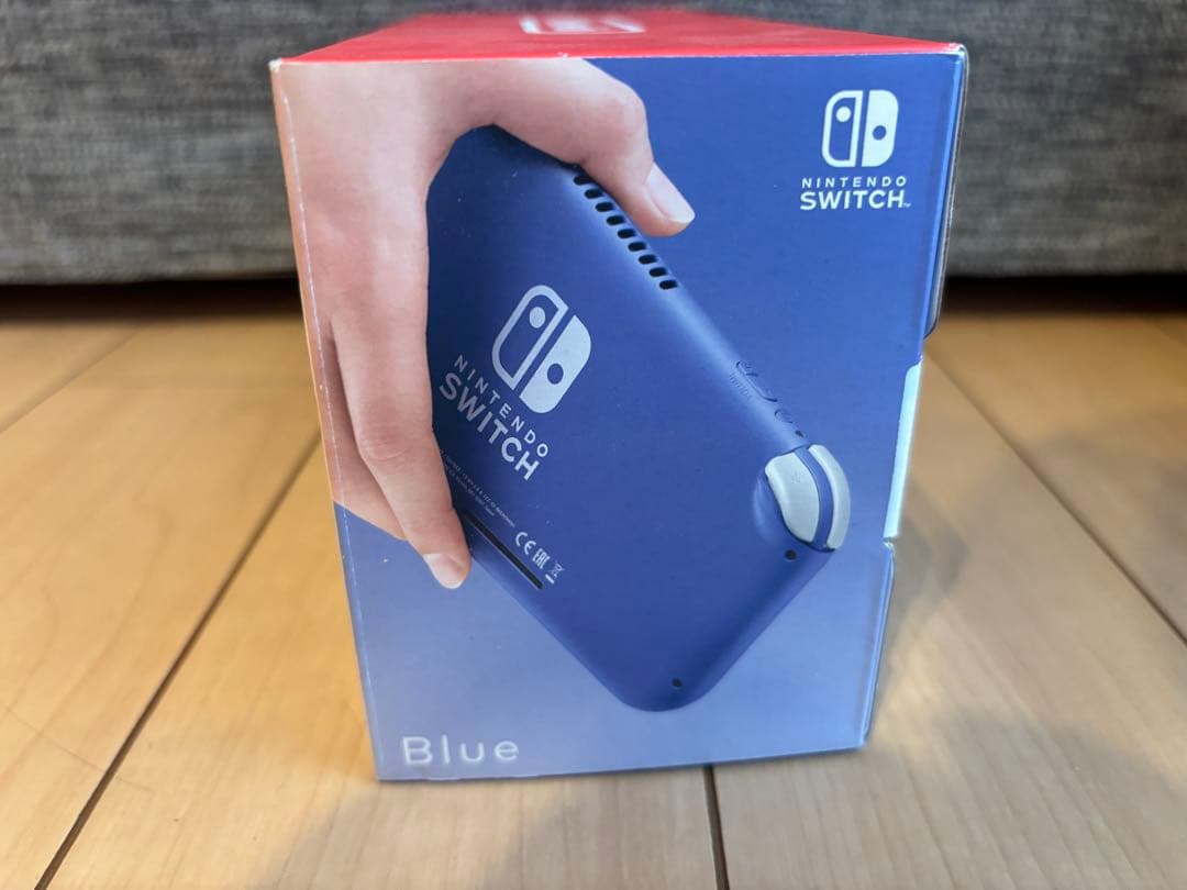 Nintendo Switch Lite ブルー　おまけ⭐︎アミーボ付き