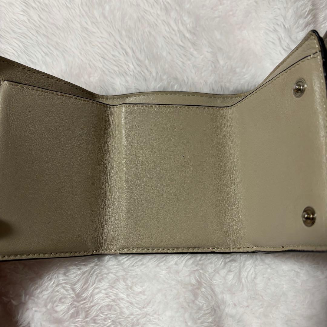 ロエベ 三つ折財布 グリーン