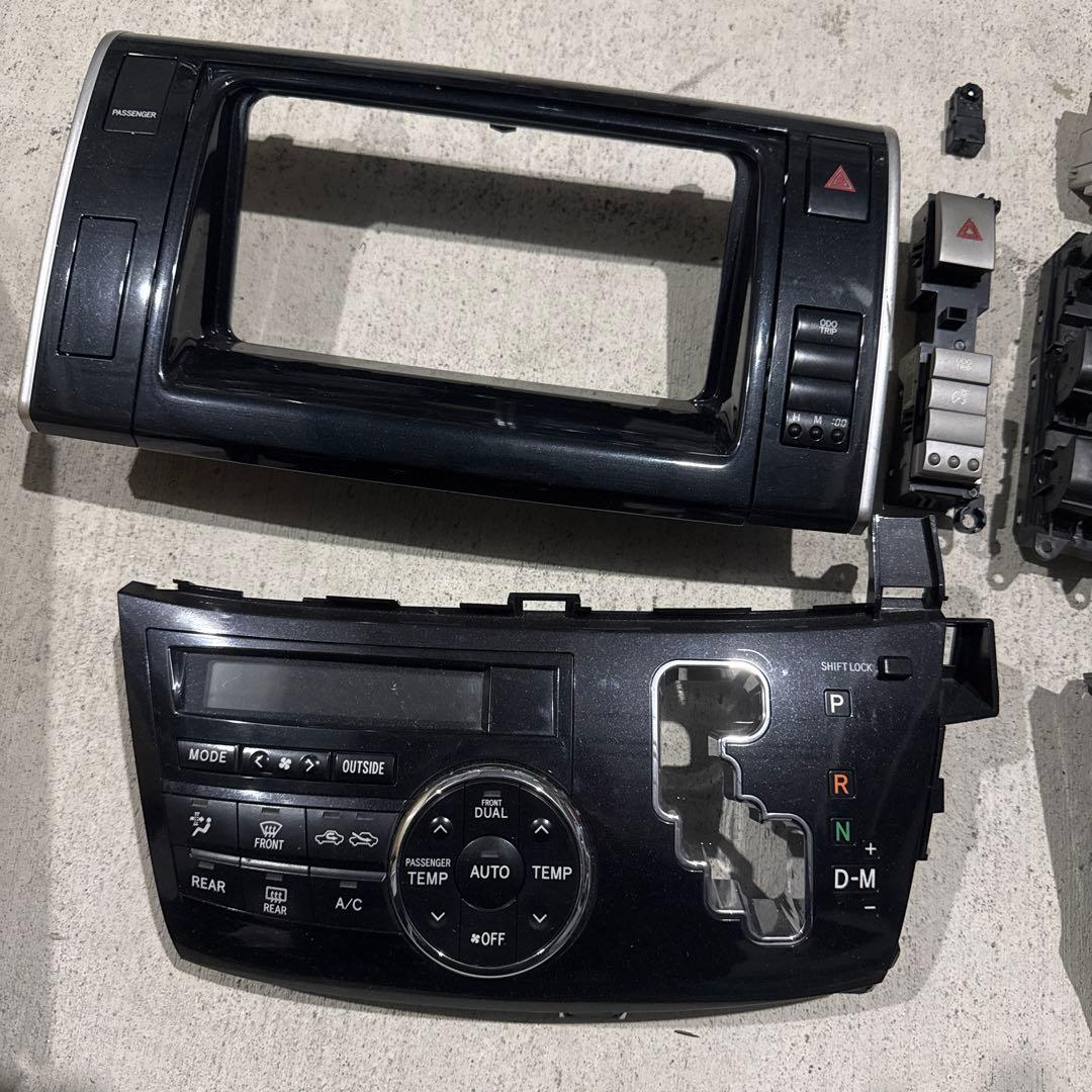 工具好き　ACR50 エスティマ　LED打ち替え済　スイッチセット