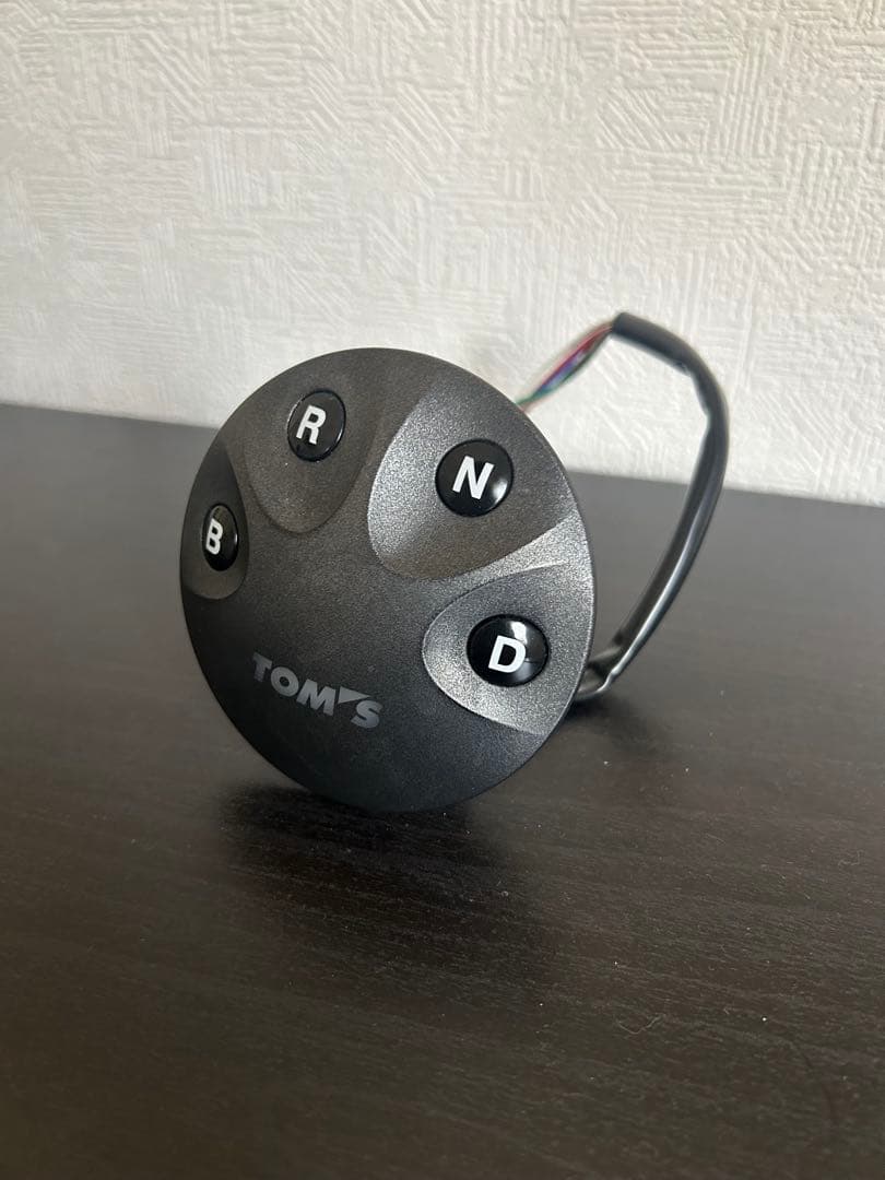 最終値下中　トムス TOM’S シフトポジションスイッチ 30プリウス