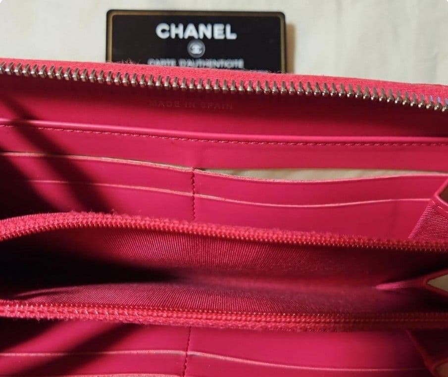 極美品 CHANEL シャネル マトラッセパテント ラウンド長財布 ピンク