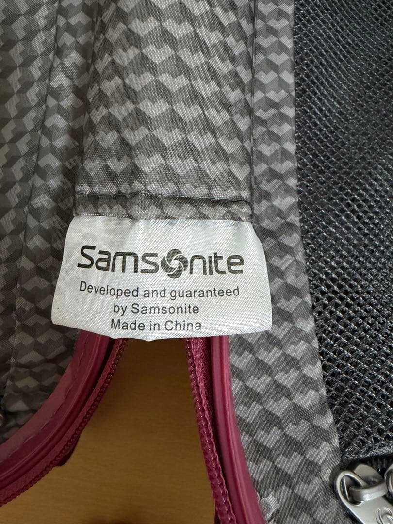 Samsonite ピンク キャリーケース TSAロック付き