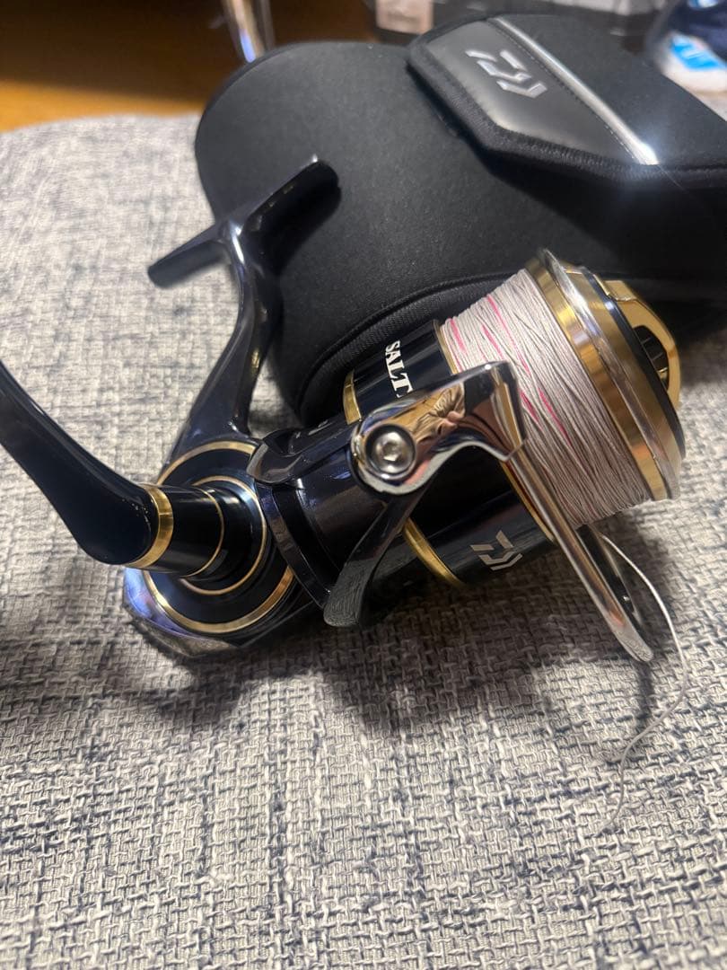 極上品20ソルティガ14000XHスピニングリール 巻き軽、ケース付き箱無し