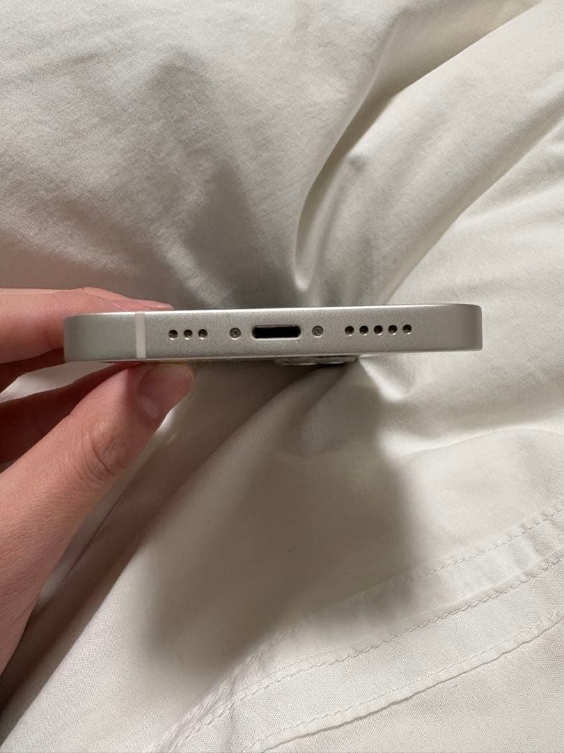 Apple iPhone 13 ホワイト 128GB