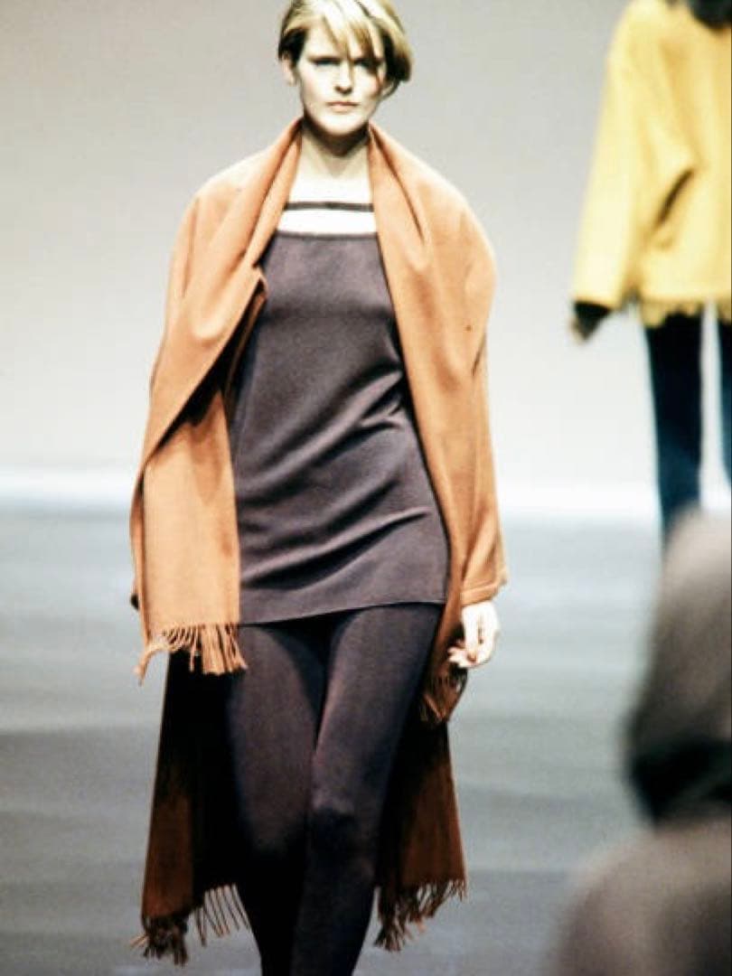 フェラガモ［カシミヤ100%］ケープコート　ガウン　ポンチョ　ストール　フリンジ