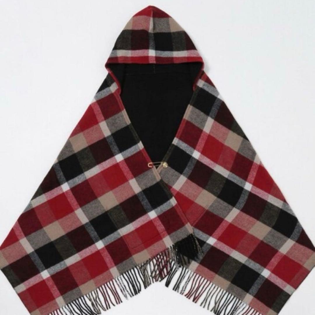 ブルーレーベルクレストブリッジ/リバーシブルショール/ポンチョ