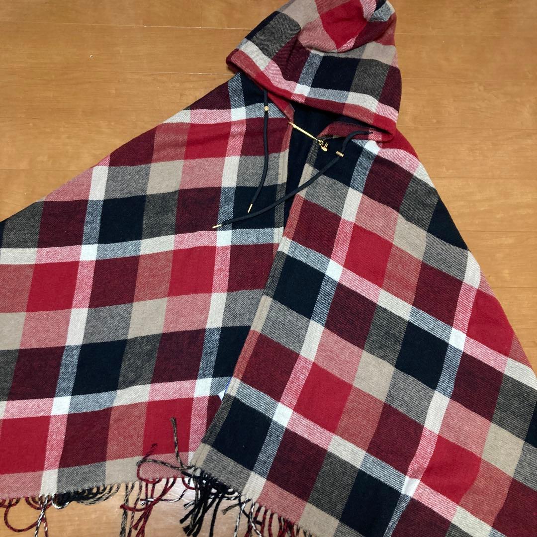 ブルーレーベルクレストブリッジ/リバーシブルショール/ポンチョ