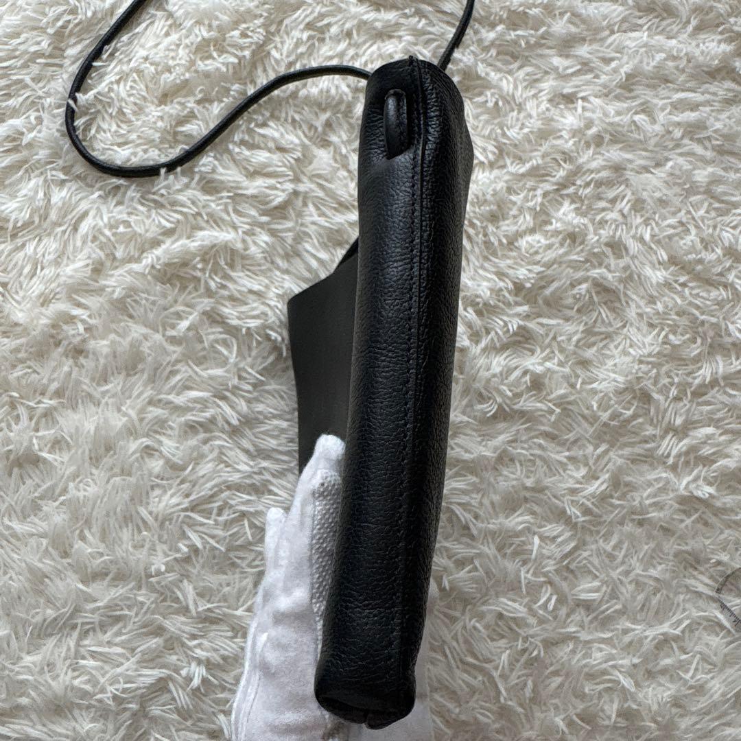 ✨極美品✨イルビゾンテ 本革 クロスボディバッグ　ショルダーバッグ　ブラック