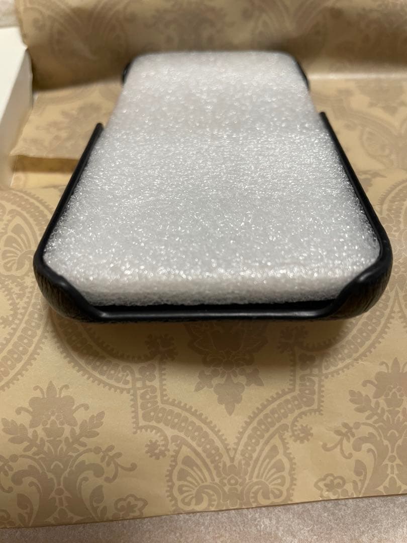 未使用【BALENCIAGA】正規品iPhone12 miniケース